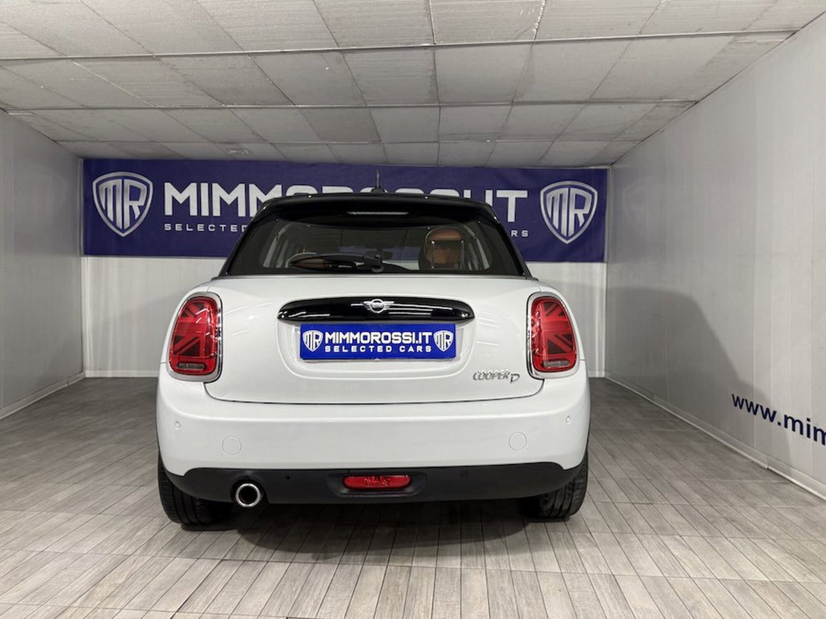 MINI Mini 1.5 Cooper D Boost 5 porte (11)