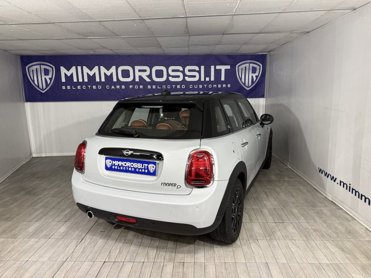 MINI Mini 1.5 Cooper D Boost 5 porte (12)