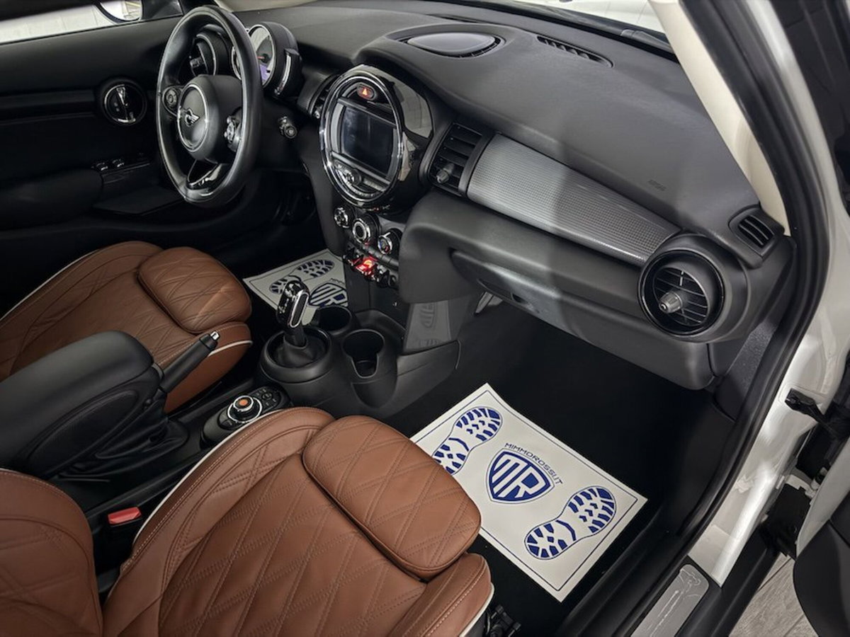MINI Mini 1.5 Cooper D Boost 5 porte (19)