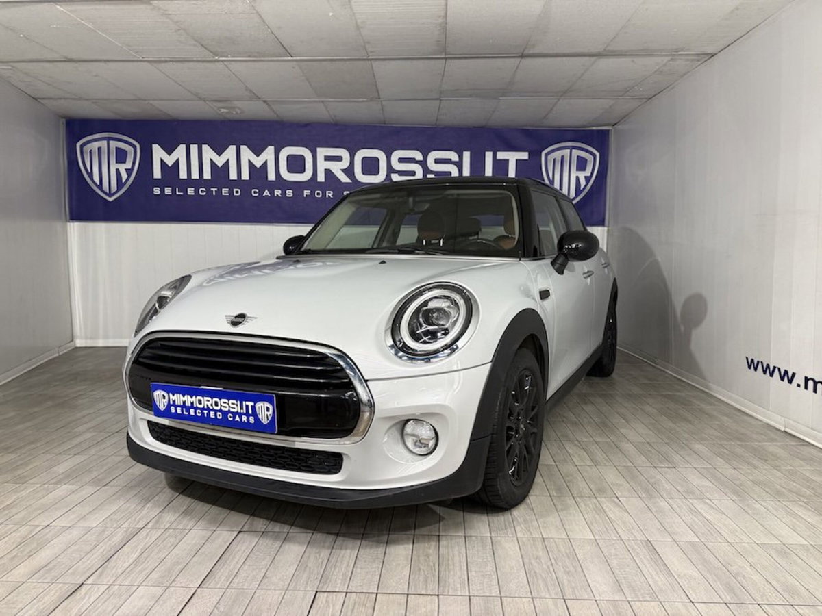 MINI Mini 1.5 Cooper D Boost 5 porte (7)