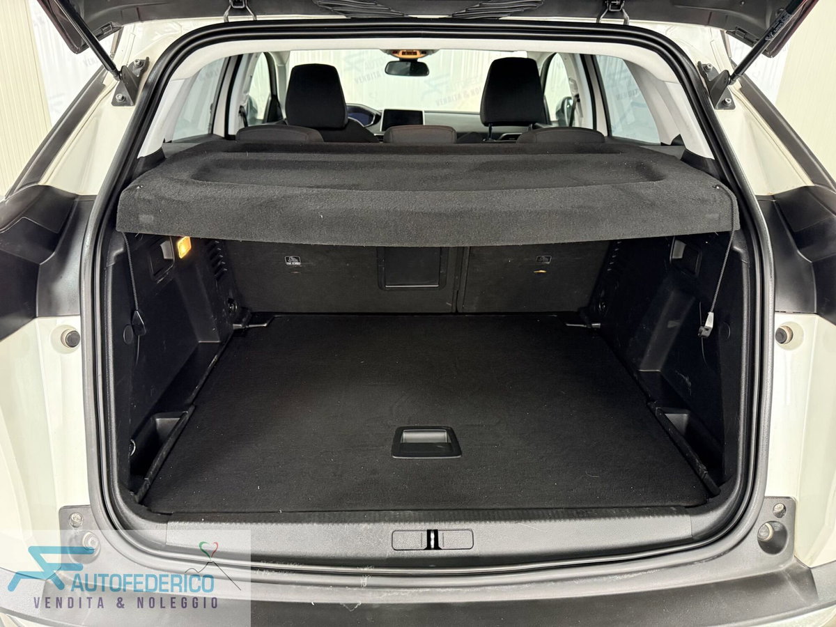 Peugeot 3008 BlueHDi 130 S&S Allure (14)