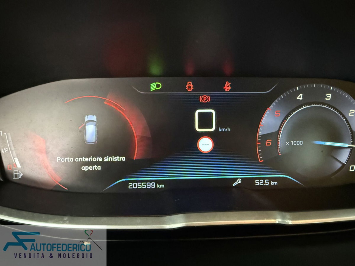 Peugeot 3008 BlueHDi 130 S&S Allure (7)