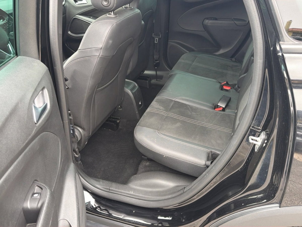 Opel Crossland 1.2 Ultimate s&s 130cv at6 (16)