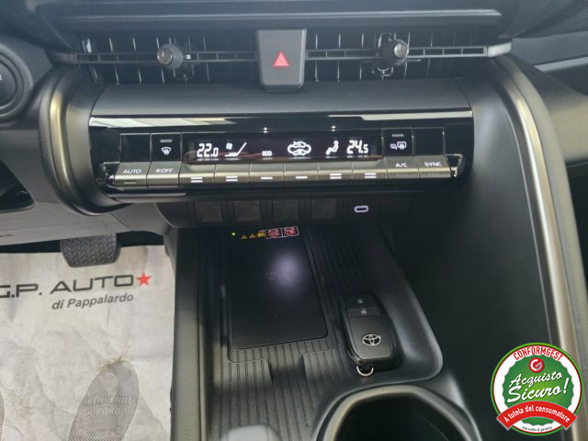 Toyota Toyota C-HR 1.8 hv Lounge fwd e-cvt (18)