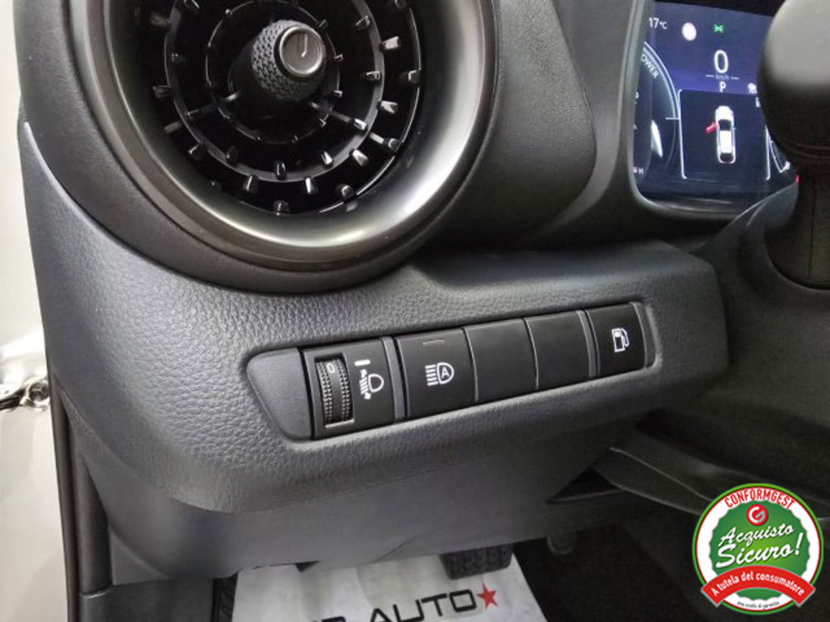 Toyota Toyota C-HR 1.8 hv Lounge fwd e-cvt (20)