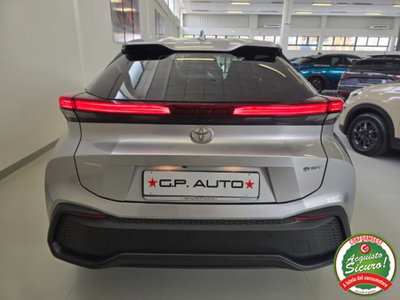 Toyota Toyota C-HR 1.8 hv Lounge fwd e-cvt (6)