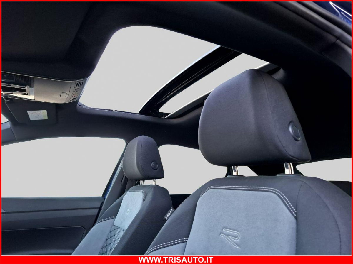Volkswagen Taigo 1.0 tsi R-Line 115cv (12)