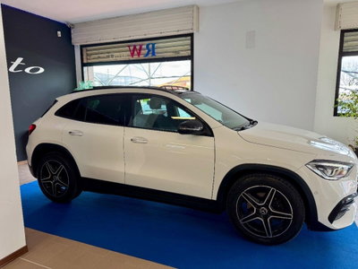 Mercedes-Benz GLA SUV 200 d Automatic 4Matic Premium (6)