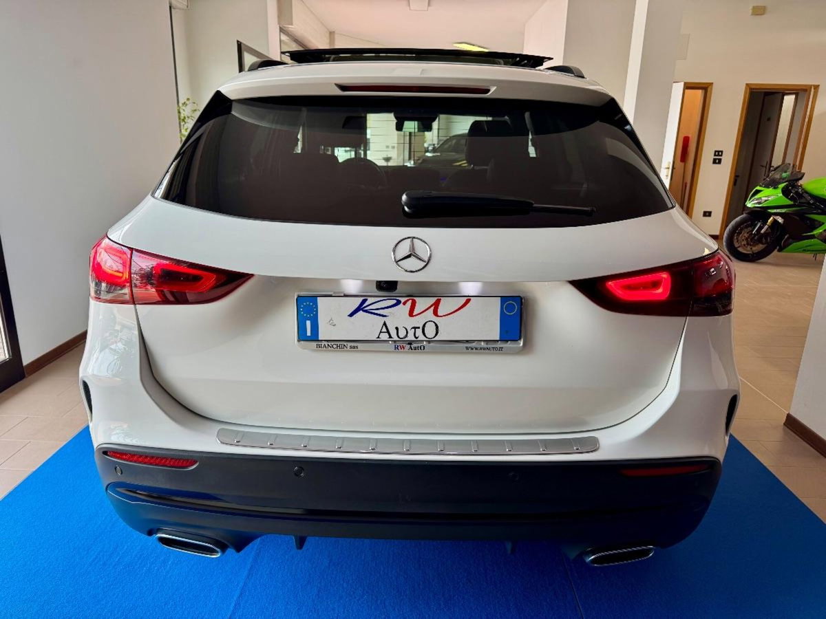 Mercedes-Benz GLA SUV 200 d Automatic 4Matic Premium (7)