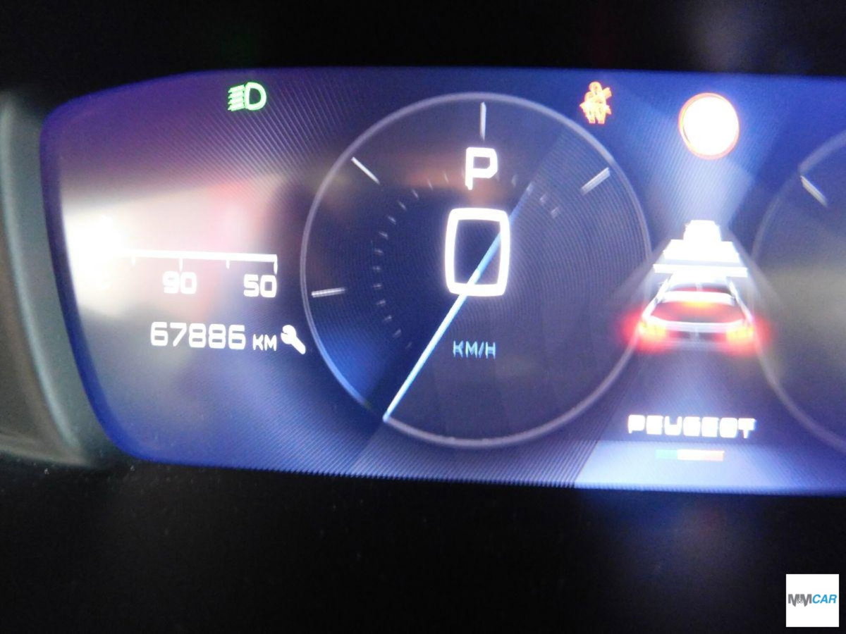 Peugeot 308 SW BlueHDi 130 S&S EAT8 Allure Pack (12)