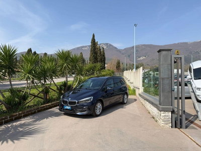 BMW Serie 2 Gran Tourer 216d  Luxury usata