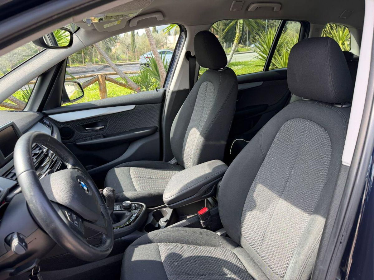 BMW Serie 2 Gran Tourer 216d  Luxury (6)