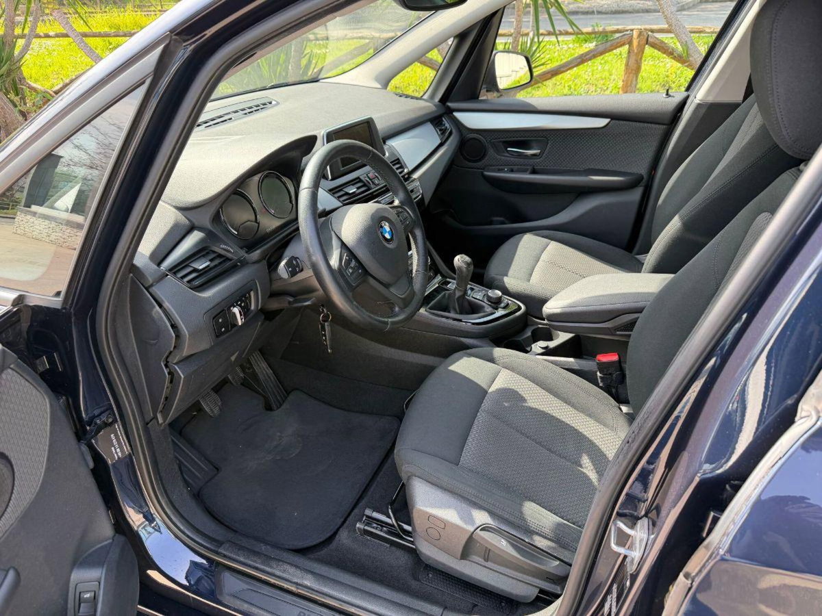 BMW Serie 2 Gran Tourer 216d  Luxury (8)