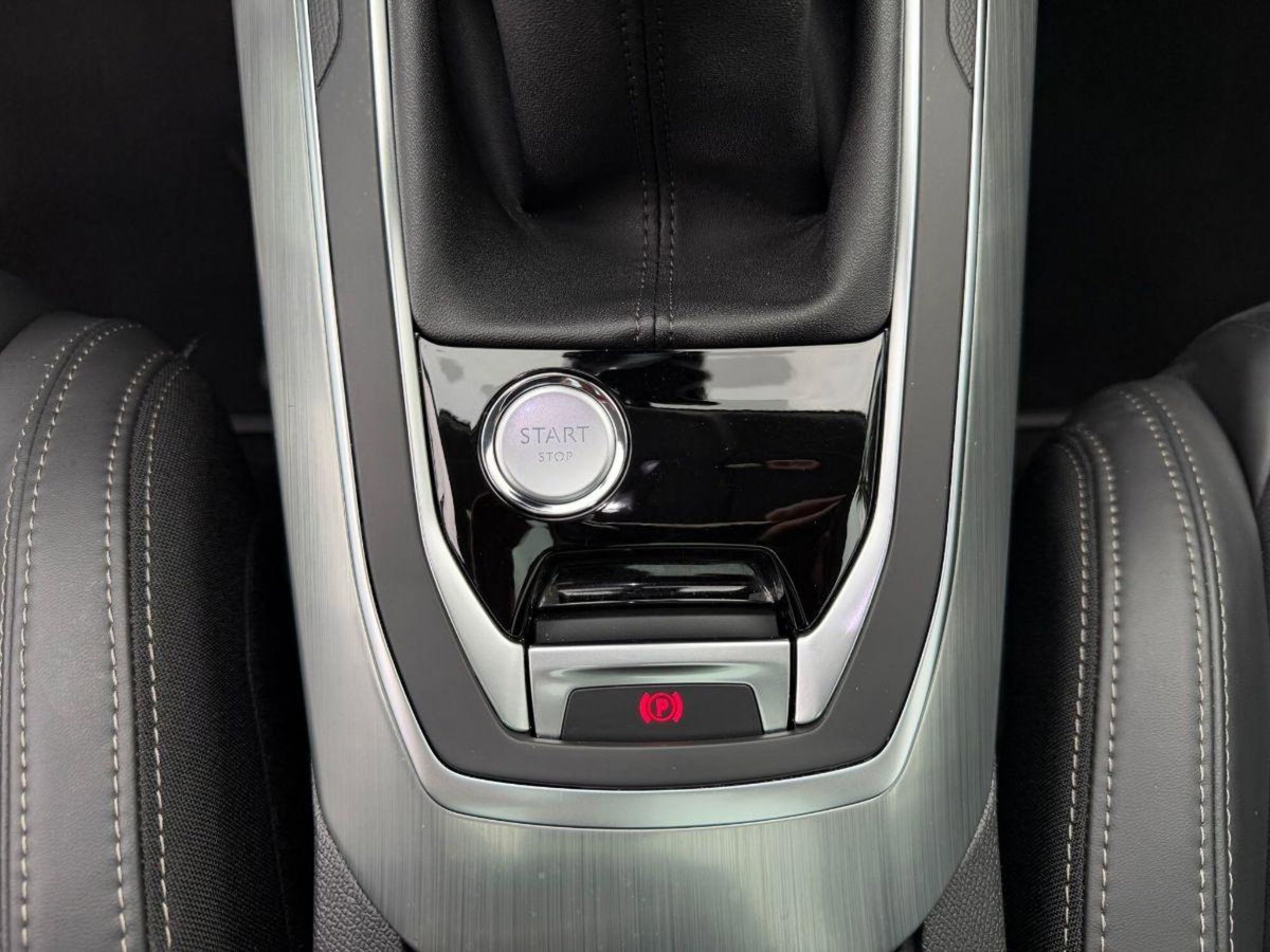 Peugeot 308 BlueHDi 120 S&S Allure (19)