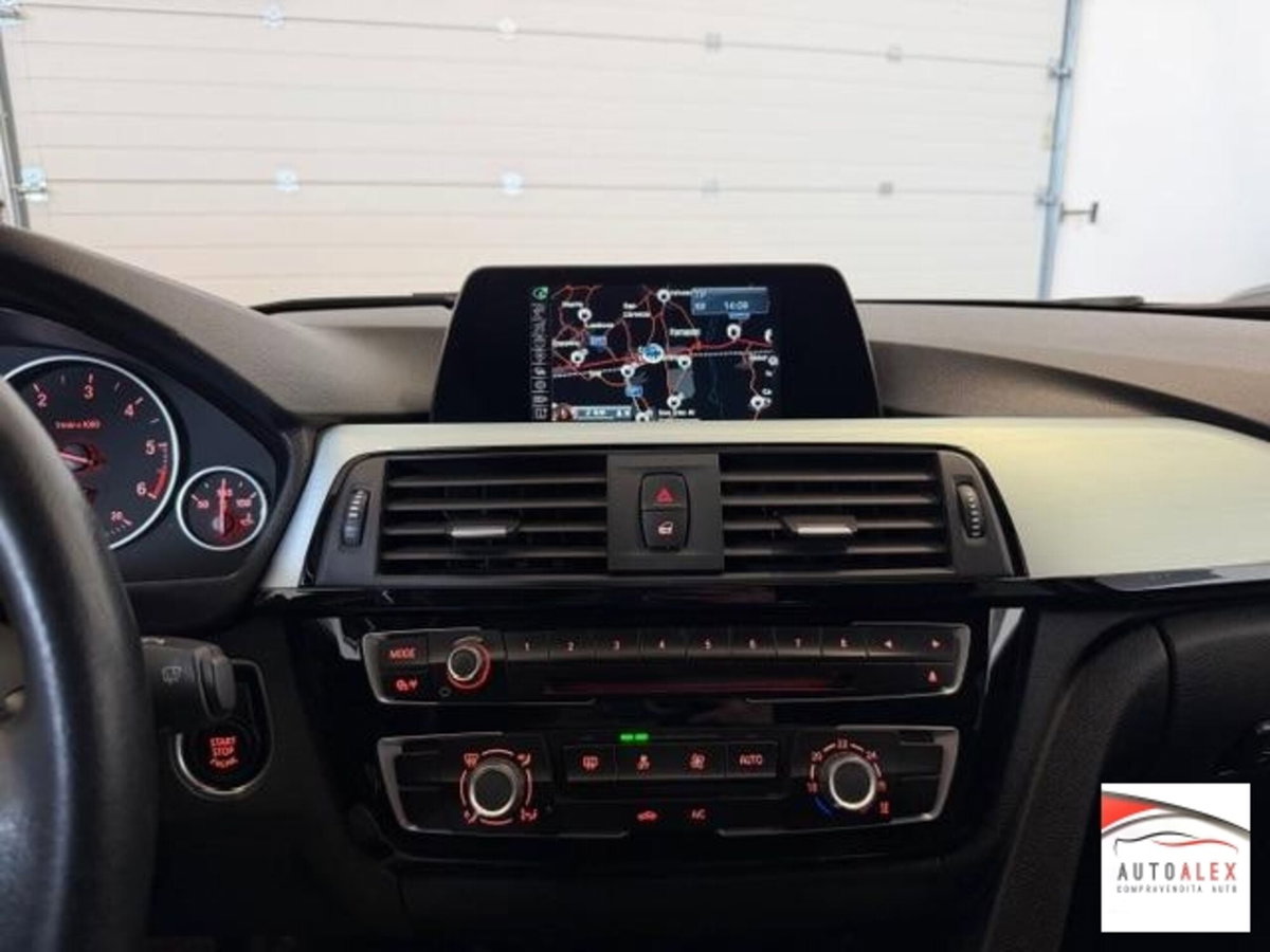 BMW Serie 3 Touring 318d  Business Advantage (10)