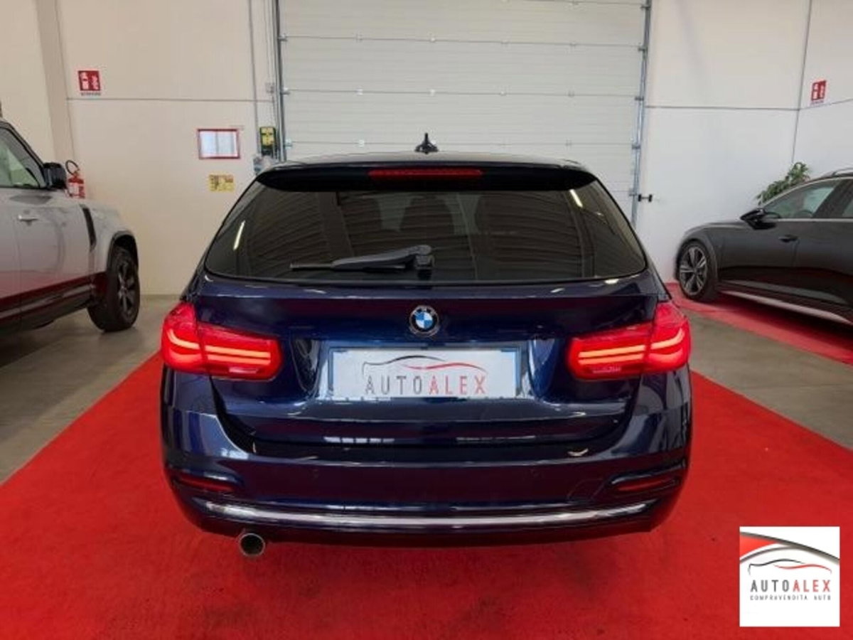 BMW Serie 3 Touring 318d  Business Advantage (5)