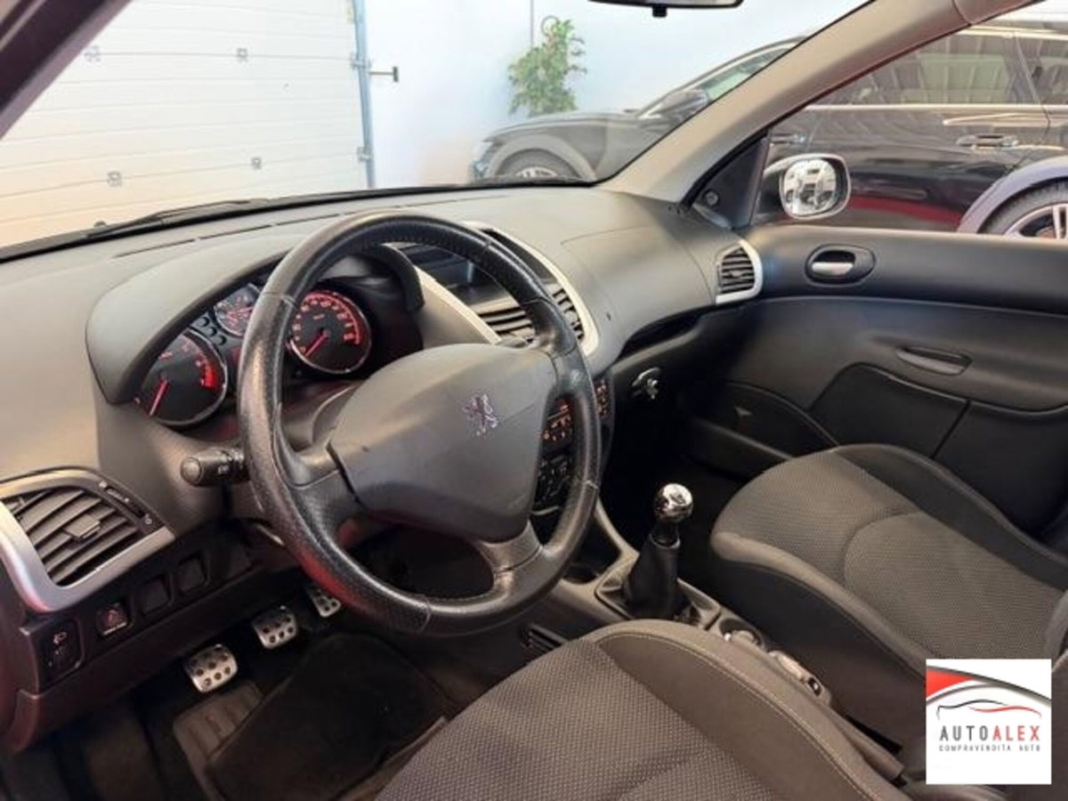Peugeot 206 5p. X-Line (6)