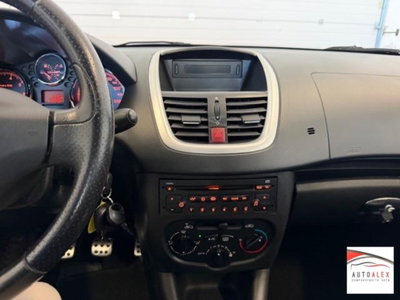 Peugeot 206 5p. X-Line (8)