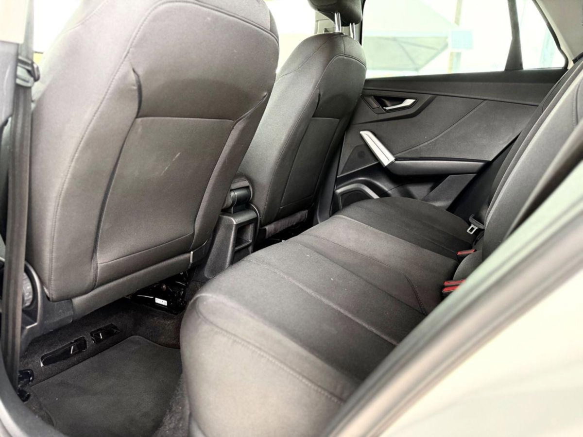 Audi Q2 Q2 30 TDI (12)