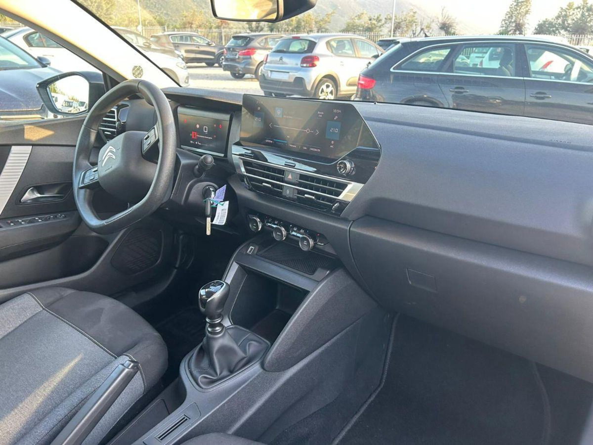 Citroen C4 PureTech 130 S&S Feel (9)