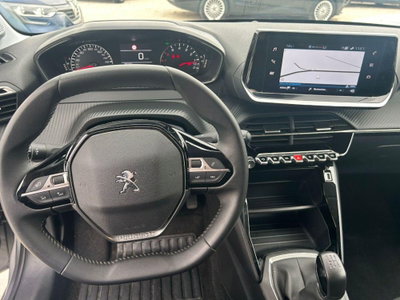 Peugeot 208 PureTech 100 Stop&Start 5 porte Allure (11)