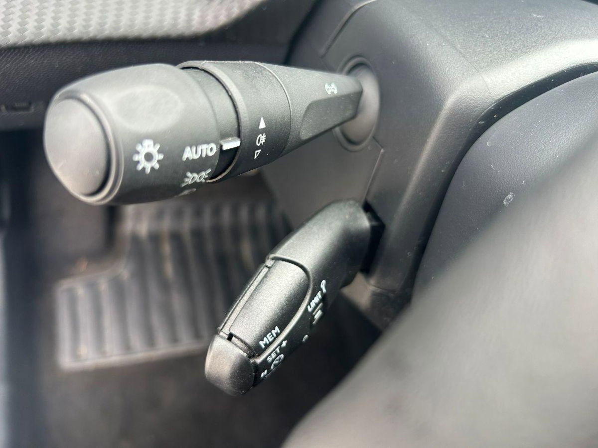 Peugeot 208 PureTech 100 Stop&Start 5 porte Allure (18)