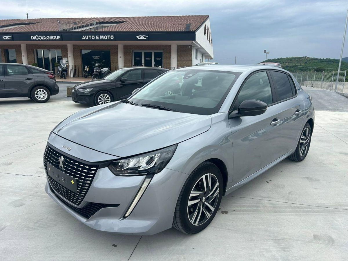 Peugeot 208 PureTech 100 Stop&Start 5 porte Allure (3)