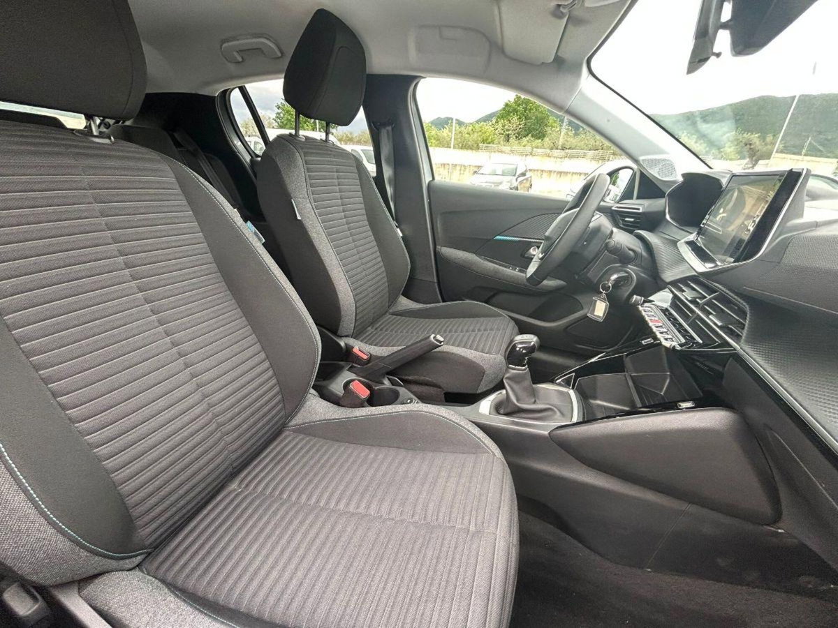 Peugeot 208 PureTech 100 Stop&Start 5 porte Allure (9)