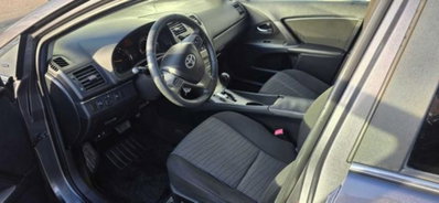 Toyota Avensis Station Wagon 2.2 D-Cat aut. Wagon Executive Safety (6)