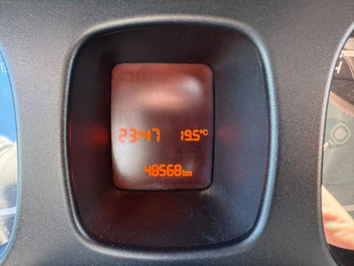 Fiat Panda 1.0 firefly hybrid s&s 70cv 5p.ti (13)