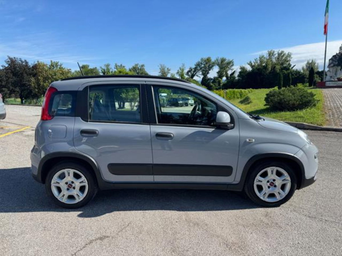 Fiat Panda 1.0 firefly hybrid s&s 70cv 5p.ti (7)