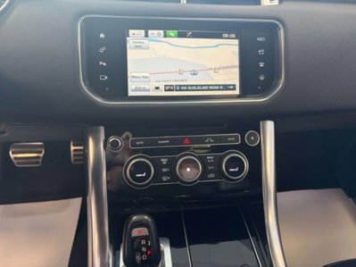 Land Rover Range Rover Sport 3.0 TDV6 HSE (10)