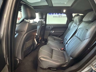 Land Rover Range Rover Sport 3.0 TDV6 HSE (8)