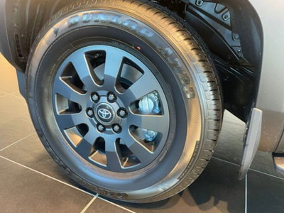 Toyota Land Cruiser 2.8 mhev Icon awd auto (7)