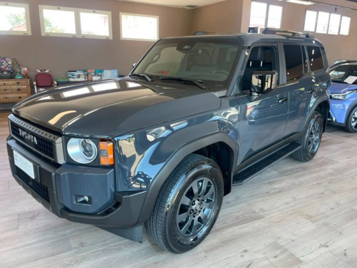 Toyota Land Cruiser 2.8 mhev Icon awd auto