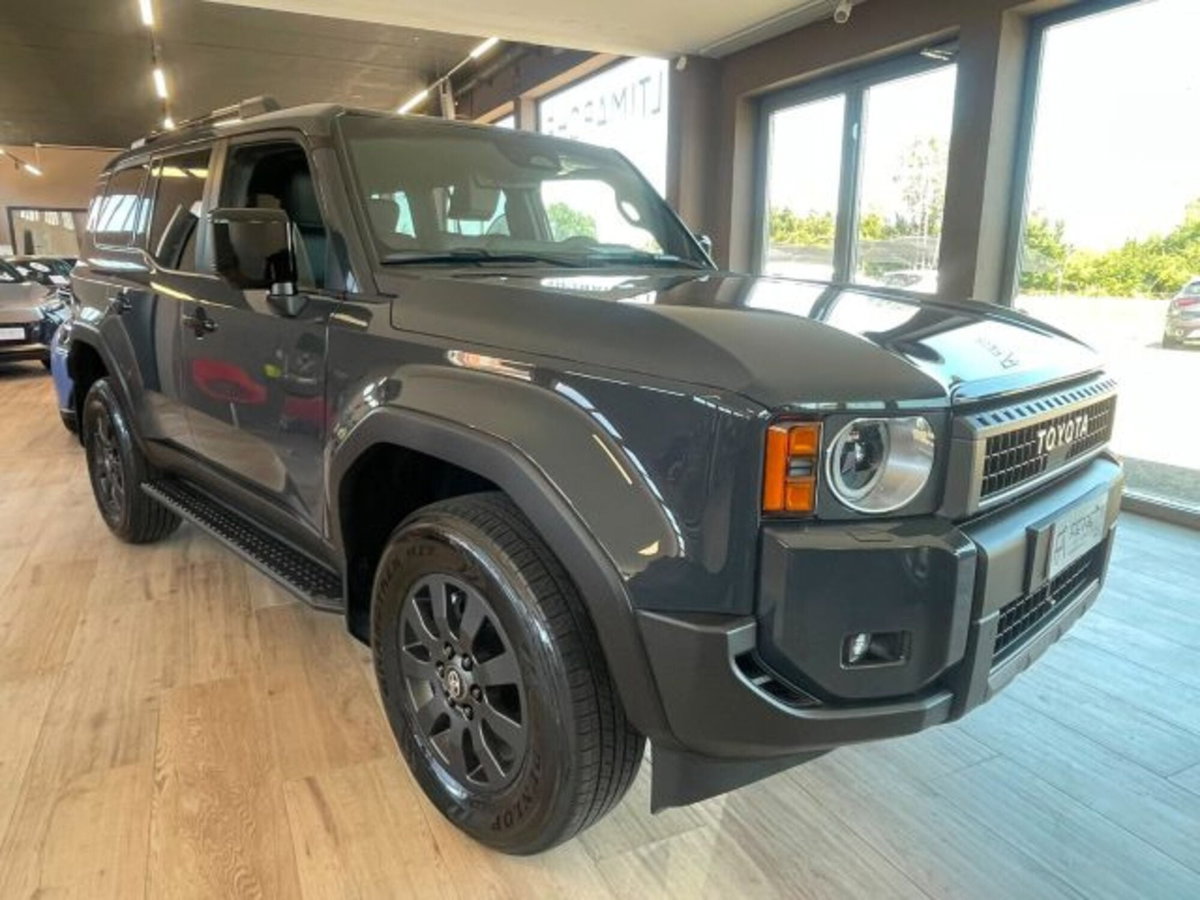 Toyota Land Cruiser 2.8 mhev Icon awd auto (5)