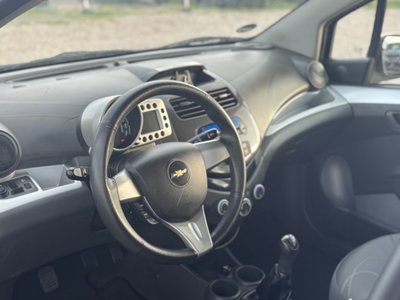 Chevrolet Spark 1.0 Pink Lady Special Edition (9)