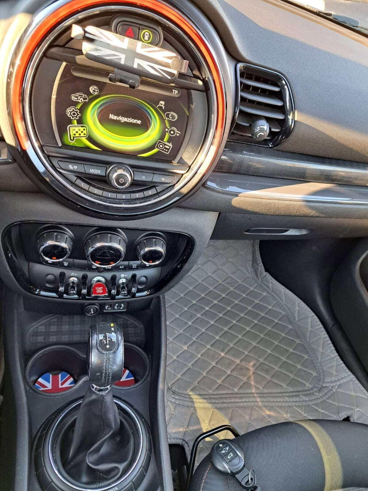 MINI Mini Clubman 2.0 Cooper D Business Clubman Automatica (12)