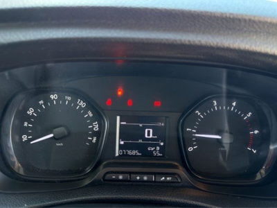 Opel Vivaro 1.5 Diesel 120CV S&S PC-TN S (12)