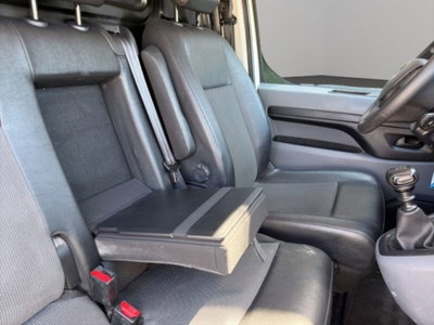 Opel Vivaro 1.5 Diesel 120CV S&S PC-TN S (14)