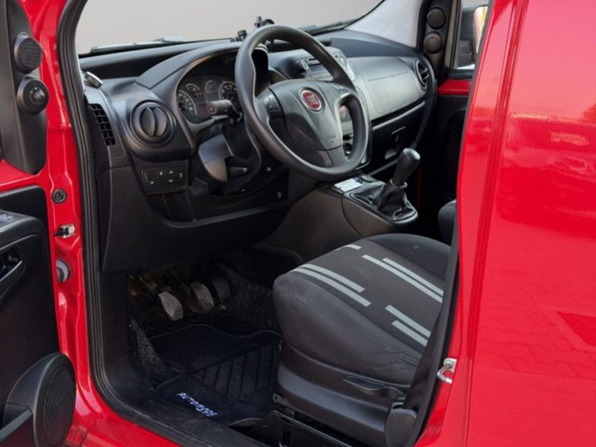 Fiat Fiorino Furgone cargo 1.3 mjt 95cv Adventure (7)