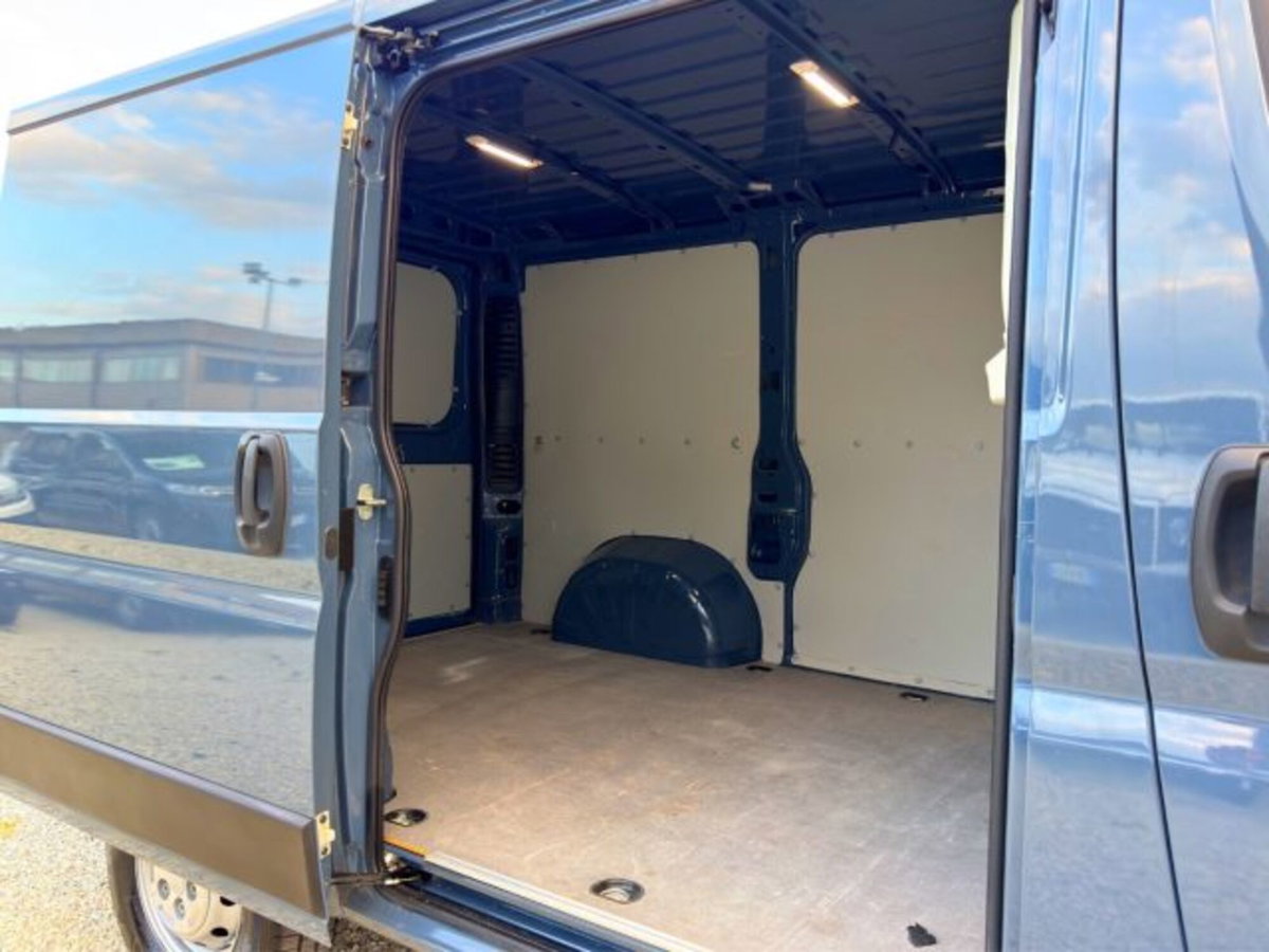 Citroen Jumper 35 cassone fisso L3 2.2 diesel 120cv S&S (8)