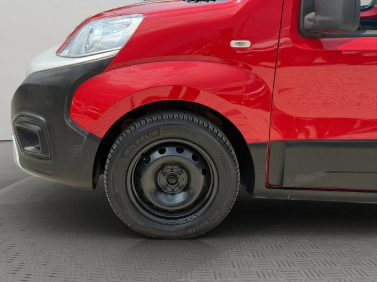 Fiat Fiorino Furgone cargo 1.3 mjt 95cv Adventure (18)
