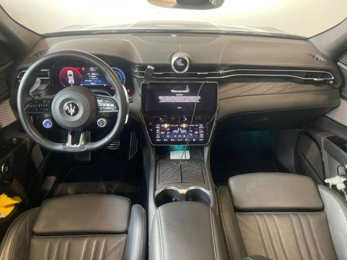 Maserati Grecale .0 mhev Modena 330cv auto (11)