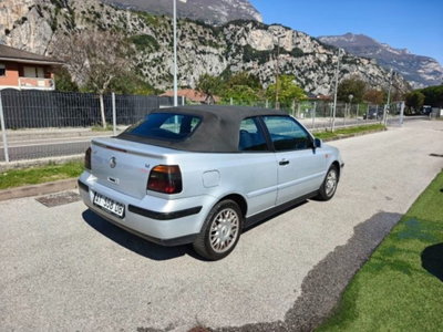 Volkswagen Golf Cabrio 1.6 cat Highline (5)