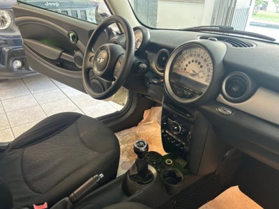 MINI Mini 1.6 16V One (55kW) (10)