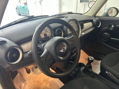 MINI Mini 1.6 16V One (55kW) (7)