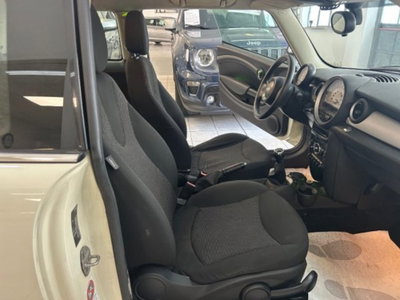 MINI Mini 1.6 16V One (55kW) (9)