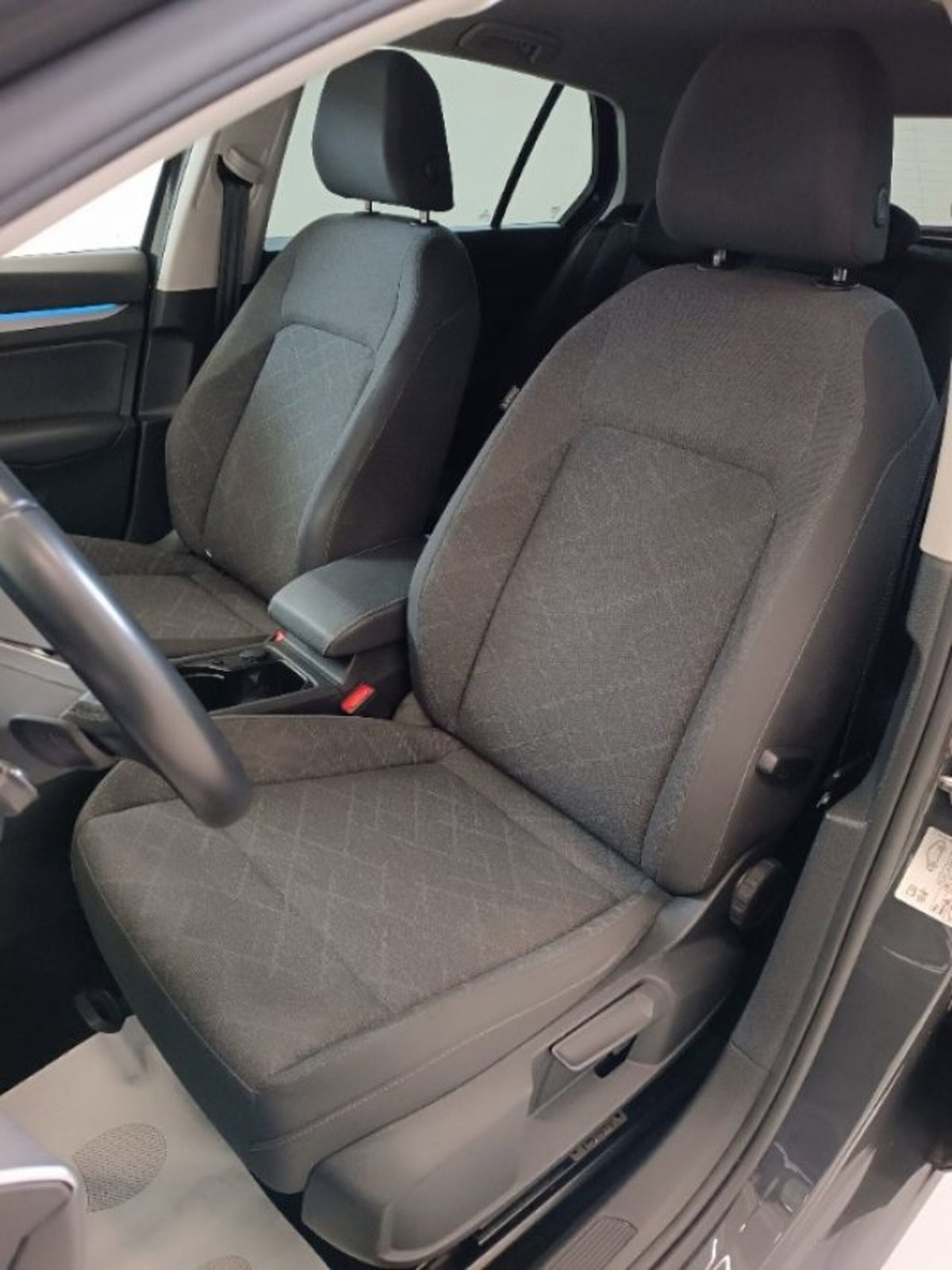 Volkswagen Golf Variant 2.0 TDI SCR DSG Style (13)