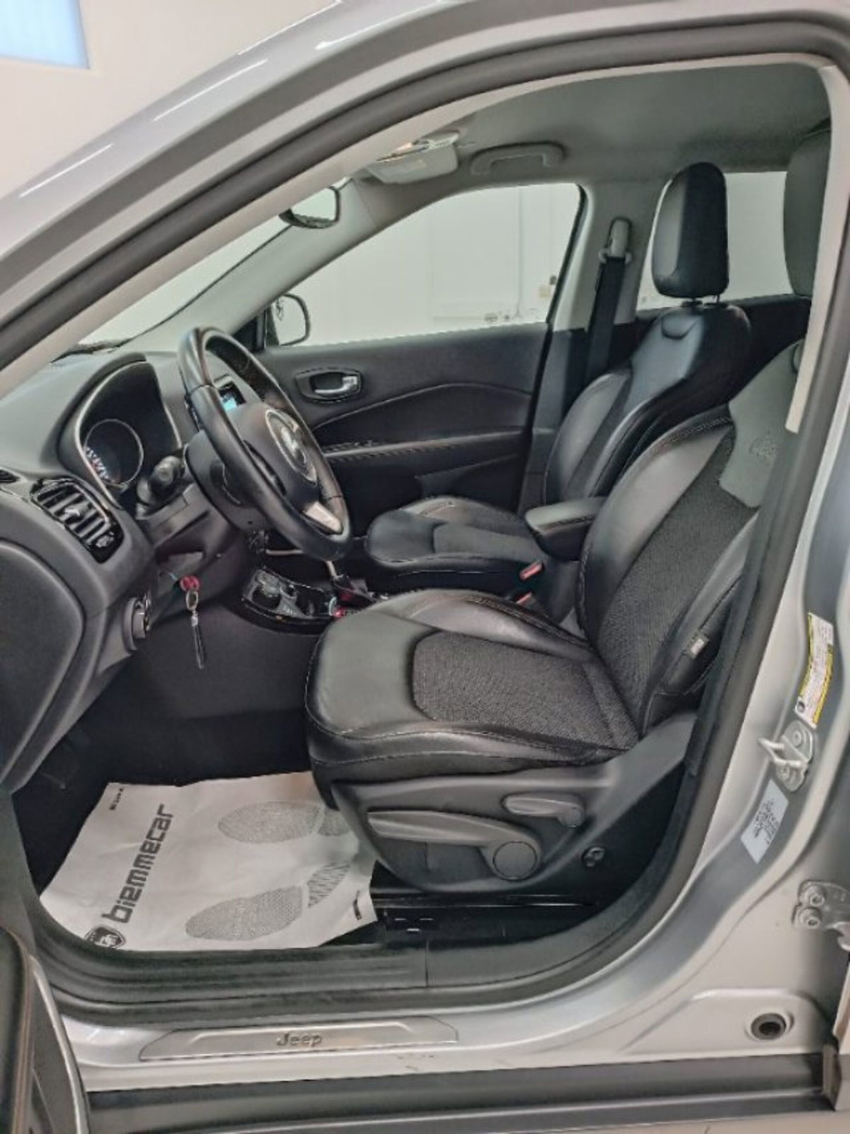 Jeep Compass 2.0 Multijet II aut. 4WD Limited (14)